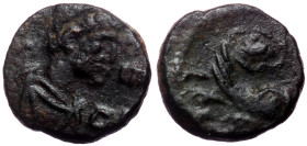 Leo I (457-474) AE nummus (Bronze, 9mm, 0,94g) Constantinople, 457-462.