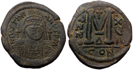 Justinian I. AE, Follis. (Bronze 19.94 g, 35 mm) Constantinople. 527-565 AD