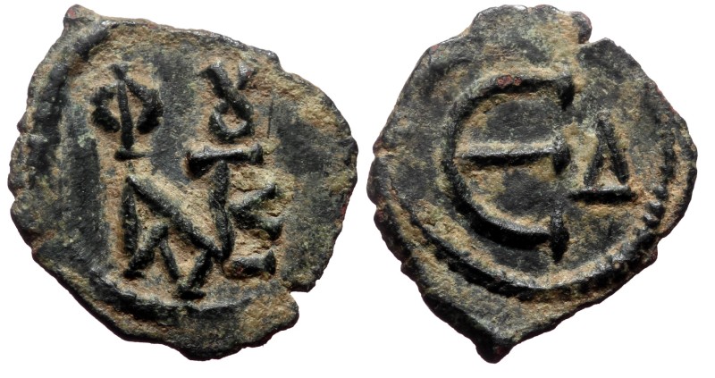 Justin II, AE, Pentanummium, (Bronze, 1.01 g. 17 mm.) Constantinople (?). 565-57...