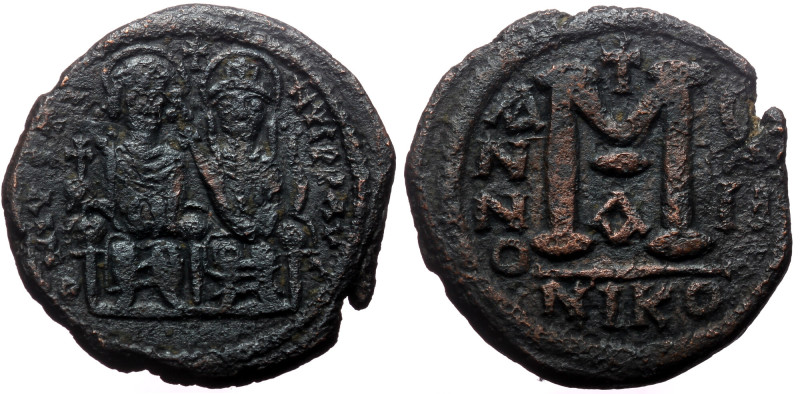 Justin II and Sophia, AE, Follis. (Bronze, 13.94 g. 28 mm.) Nicomedia. 565-578 A...
