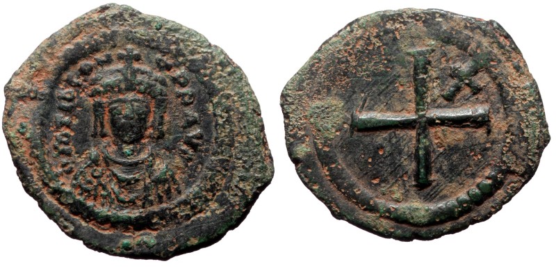 Tiberius II, AE, Decanummium (Bronze, 4.42 g. 25 mm.) Constantinople. 578-582 AD...