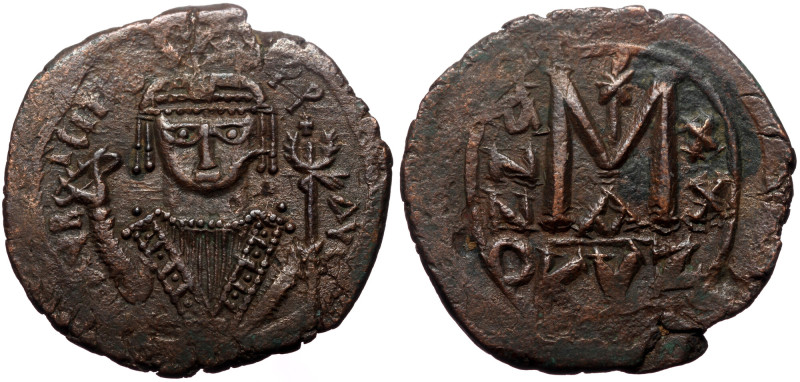 Maurice Tiberius AE, Follis. (Bronze, 12.08 g. 32 mm.) Cyzicus. 582-602 AD. Maur...