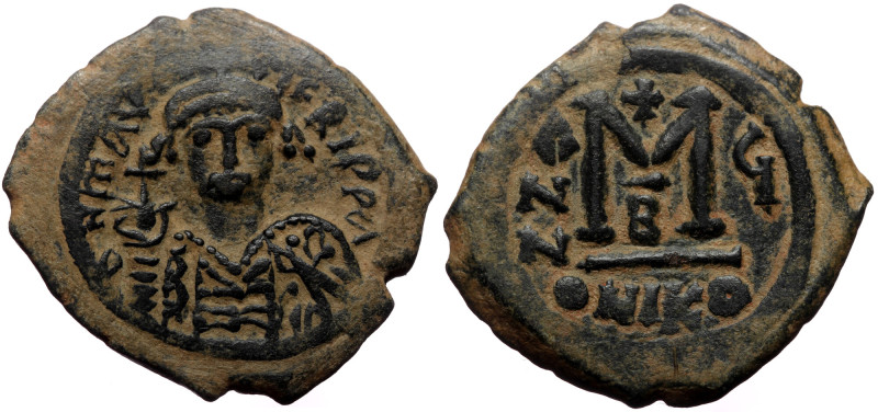 Maurice Tiberius AE, Follis. (Bronze, 11.25 g. 29 mm.) Nicomedia. 582-602 AD. Ma...