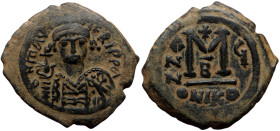 Maurice Tiberius AE, Follis. (Bronze, 11.25 g. 29 mm.) Nicomedia. 582-602 AD.