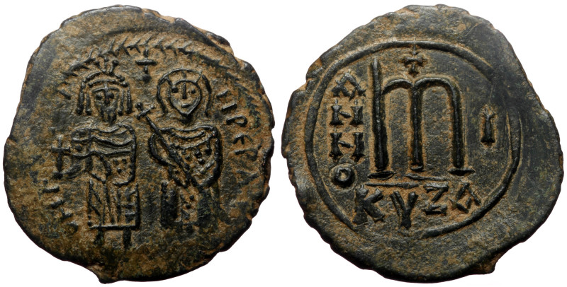 Phocas and Leontia. AE, Follis, (Bronze, 12.47 g. 36 mm.) Cyzicus. 602-610 AD. P...