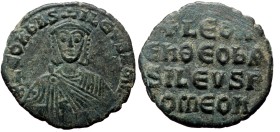 Leo VI the Wise, AE, Follis. (Bronze, 5.36 g. 23 mm.) Constantinople. 886-912 AD.