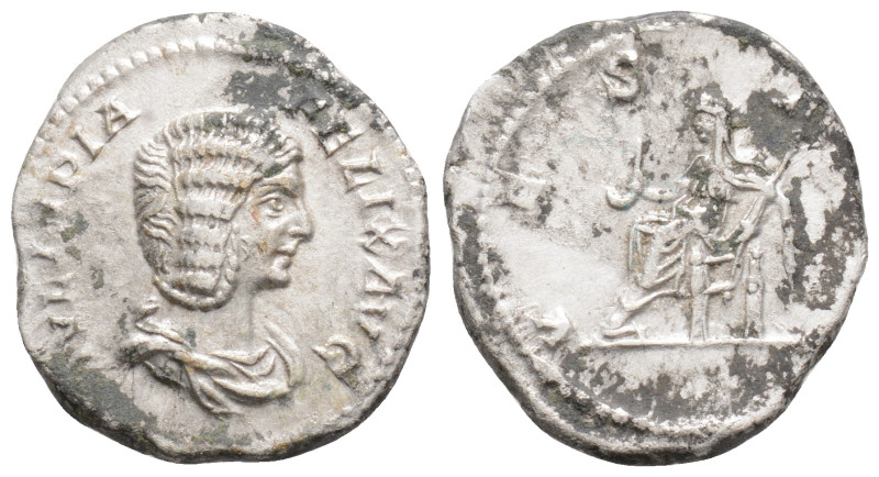 Iulia Domna (gest. 217 n. Chr.) Denar (Silber). 215 n. Chr. Rom.
Obv.: IVLIA PI...