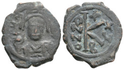 Byzantine Coins, AE Follis, 4,45 g. 23,5 mm.