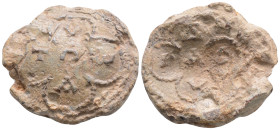 Byzantine Lead Seal ( 5th-6th centuries)
Obv: Floral pattern
Rev: Floral pattern (21.5 g, 31.9 mm diameter)
