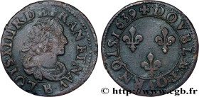 LOUIS XIII
Type : Double tournois, 2e type 
Date : 1639 
Mint name / Town : Rouen 
Metal : copper 
Diameter : 19  mm
Orientation dies : 6  h.
Weight :...