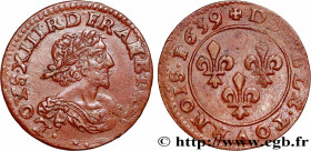 LOUIS XIII
Type : Double tournois, au grand buste viril drapé 
Date : 1639 
Mint name / Town : Ateliers de l’axe Loire-Rhône 
Metal : copper 
Diameter...