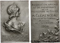 III REPUBLIC
Type : Plaquette de récompense 
Date : 1906 
Metal : silver 
Diameter : 73,5  mm
Engraver : VERNIER Émile Séraphin (1852-1927) 
Weight : ...