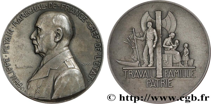FRENCH STATE
Type : Médaille, Maréchal Pétain, Travail, Famille et Patrie 
Date ...