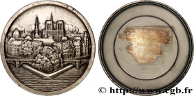 V REPUBLIC
Type : Médaille, Paris et l’île de la Cité par Pierre Turin 
Date : 1972 
Metal : silver 
Millesimal fineness : 950  ‰
Diameter : 67,5  mm
...