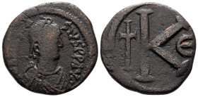 Anastasius I, 491 - 518 AD, Half Follis of Constantinople
