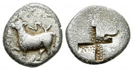 Thrace, Byzantion. Circa 340-320 BC. AR Hemidrachm (13mm, 2.30g). Cow standing left on dolphin left, monogram above / Incuse punch of mill-sail patter...