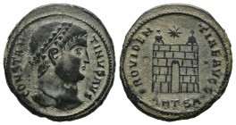 Constantine I. AD.307/310-337. AE Follis (19mm, 3.69g). Thessalonica, 326-328. Laureate head right / Camp gate; dot//SMTSA. RIC VII 153.