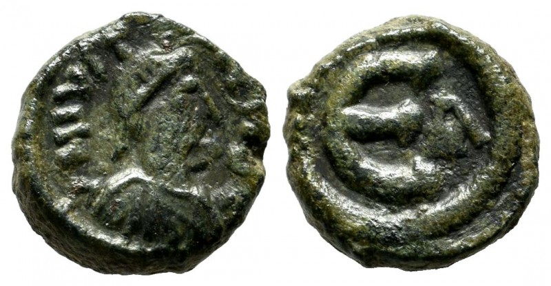 Justinian I. 527-565 AD. AE Pentanummium (12mm, 2.18g). Constantinople mint, 1st...