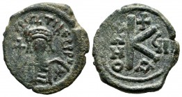 Maurice Tiberius, AD.582-602. AE Half Follis - 20 Nummi (22mm, 5.11g). Nikomedia mint. Dated RY 6 (588/9). DN MAVRIC TIbER PP A, helmeted and cuirasse...