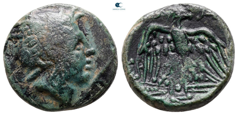 Kings of Macedon. Uncertain mint. Perseus 179-168 BC. 
Bronze Æ

18 mm, 4,38 ...
