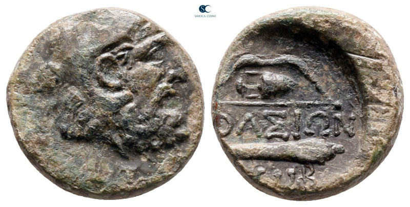 Islands off Thrace. Thasos circa 169-90 BC. 
Bronze Æ

16 mm, 3,78 g



v...