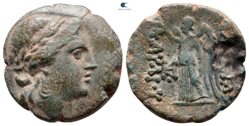 Kings of Thrace. Kavaros 230-218 BC. 
Bronze Æ

20 mm, 5,39 g



very fin...