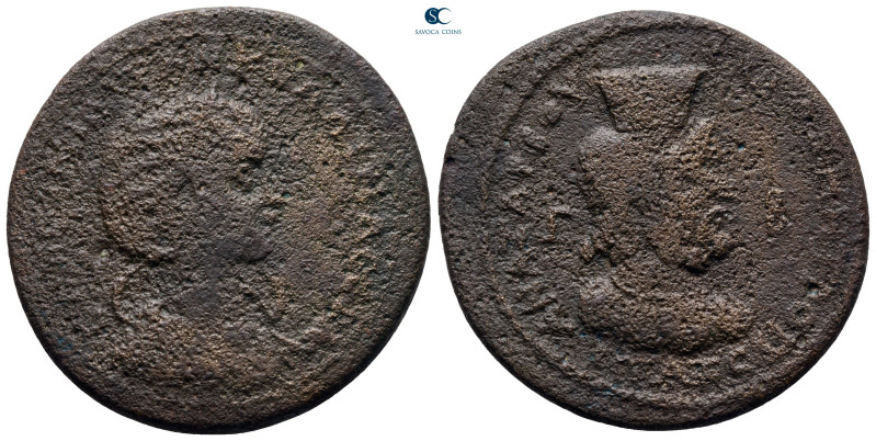 Cilicia. Anazarbos. Otacilia Severa AD 244-249. 
Bronze Æ

32 mm, 17,59 g

...