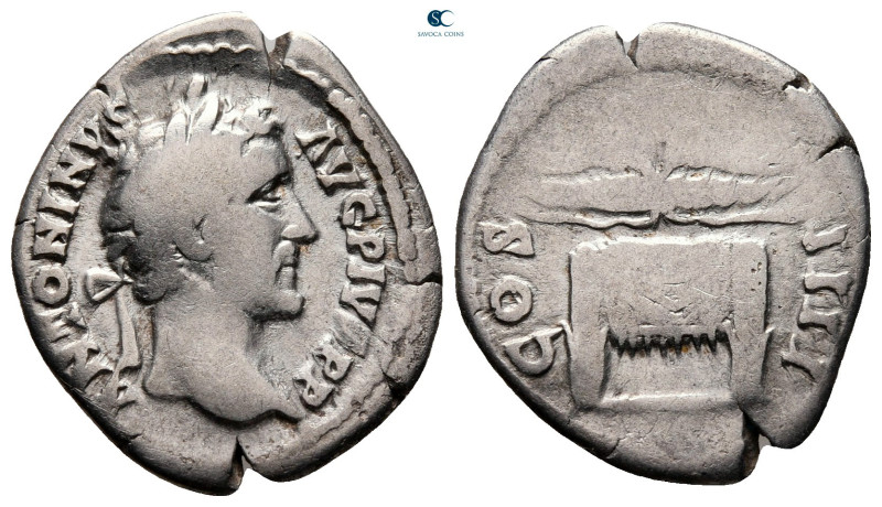Antoninus Pius AD 138-161. Rome
Denarius AR

21 mm, 3,00 g



nearly very...