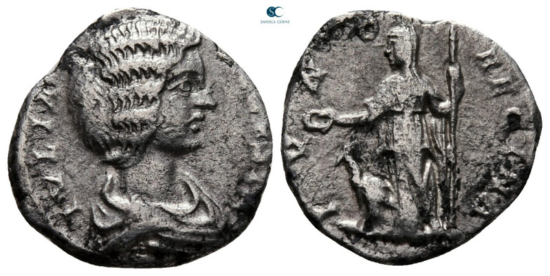 Julia Domna. Augusta AD 193-217. Rome
Denarius AR

17 mm, 2,50 g



very ...