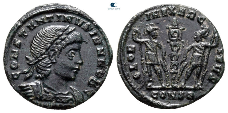 Constantine II, as Caesar AD 317-337. Constantinople
Follis Æ

17 mm, 1,44 g...