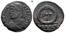 Jovian AD 363-364. Heraclea. Follis Æ