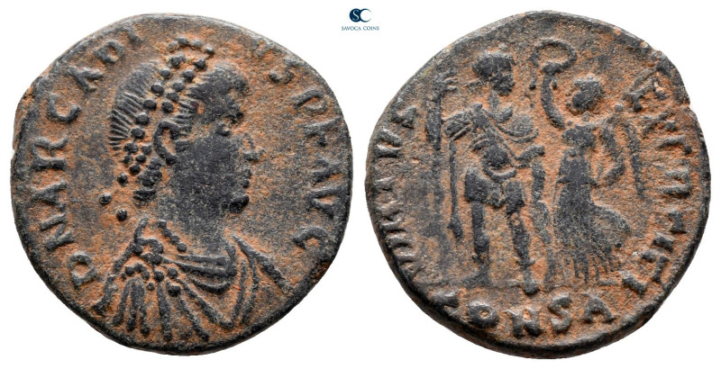 Arcadius AD 383-408. Constantinople
Follis Æ

17 mm, 2,19 g



very fine