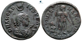 Arcadius AD 383-408. Heraclea. Follis Æ