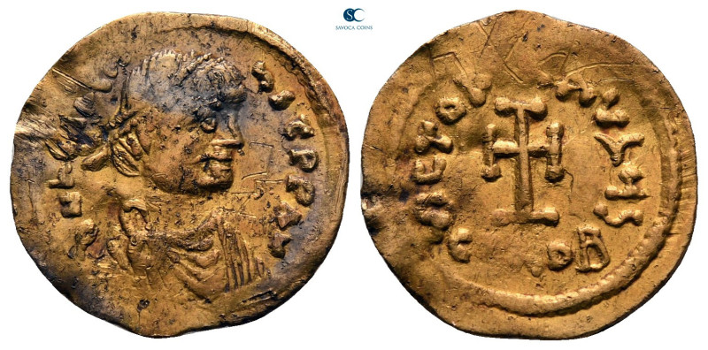 Heraclius AD 610-641. Constantinople
Tremissis AV

17 mm, 1,44 g



very ...