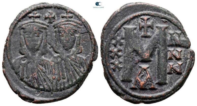 Nicephorus I, with Stauracius AD 802-811. Constantinople
Follis Æ

25 mm, 5,1...