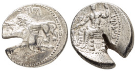 CILICIA. Tarsos. Mazaios.(Satrap of Cilicia, 361-334 BC). Stater.

Obv : Baaltars seated left on throne, head facing, holding lotus-tipped sceptre, gr...