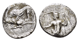 CILICIA, Tarsos. Mazaios. Satrap of Cilicia, 361/0-334 BC. AR Obol

Weight : 0.65 gr
Diameter : 9 mm