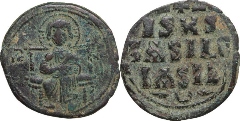 Constantine IX Monomachus (1042-1055). AE Follis, Constantinople mint, 1042-1055...