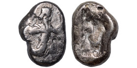 Achaemenid Empire. Time of Darios I to Xerxes II 485-420 BC. Siglos (silver, 5.24 g, 17 mm), Sardeis. Persian king in kneeling/running stance right, h...