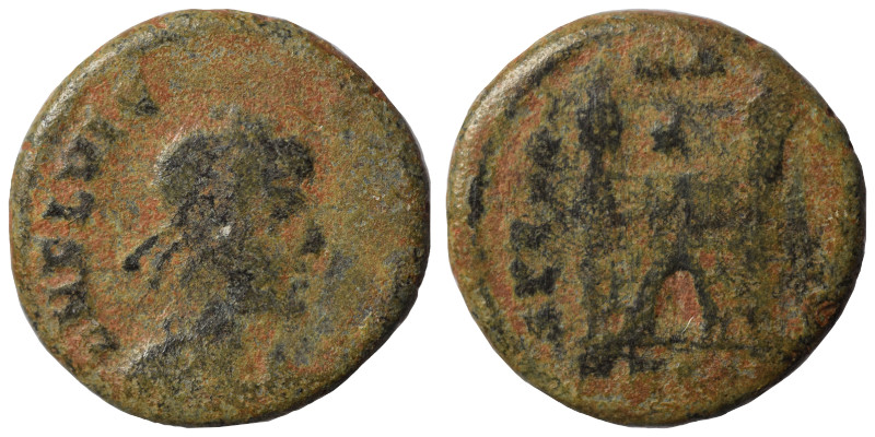 Flavius Victor, 387-388. Follis (bronze, 1.41 g, 12 mm), Aquileia. DN FL VICTOR ...