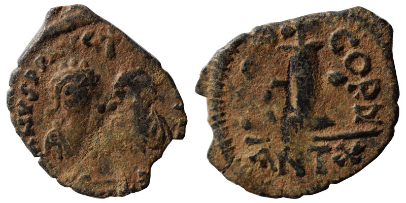 Justin I & Justinian I, 527. Dekanummium (bronze, 1.95 g, 23 mm), Antioch. [D N ...