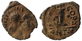 Justin I & Justinian I, 527. Dekanummium (bronze, 1.95 g, 23 mm), Antioch. [D N D N IVSTINVS ET IVSTINIA]NVS P P AVG Diademed and crowned busts of Jus...