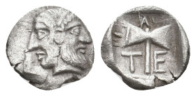 TROAS. Tenedos. (Late 5th-early 4th centuries BC). AR Obol.
Obv: Janiform head of a diademed female left and laureate male right.
Rev: T - E.
Labry...