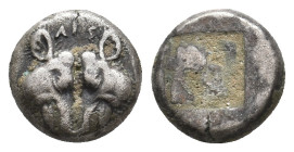 LESBOS. Uncertain mint (Circa 500-450 BC). Billon-Diobol.
Obv: ΛΕΣ
Confronted boars heads.
Rev: Quadripartite incuse square.
SNG Copenhagen 287.
...