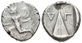 CARIA. Kaunos (Circa 410-390 BC). AR Stater.
Obv: Winged female figure in kneeling/running stance left, head right, holding [kerykeion] and wreath.
...