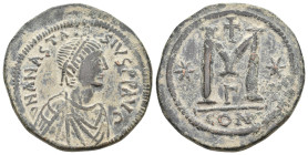 ANASTASIUS I, 491-518 AD. AE, Follis. Constantinople.
Obv: D N ANASTASIVS P P AVG.
Diademed, draped and cuirassed bust right.
Rev: Large M with cro...