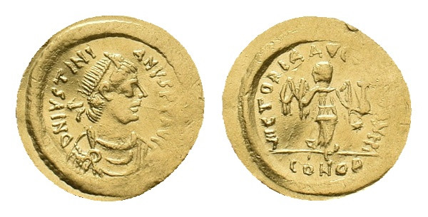 JUSTINIAN I, 527-565 AD. AV, Tremissis. Constantinople.
Obv: D N IVSTNIANVS P P...