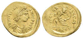 Justinian I AV Semissis. Constantinople, AD 527-565.
Obv: D N IVSTINIANVS P P AVI, diademed, draped and cuirassed bust to right.
Rev: [V]ICTORIA AVC...