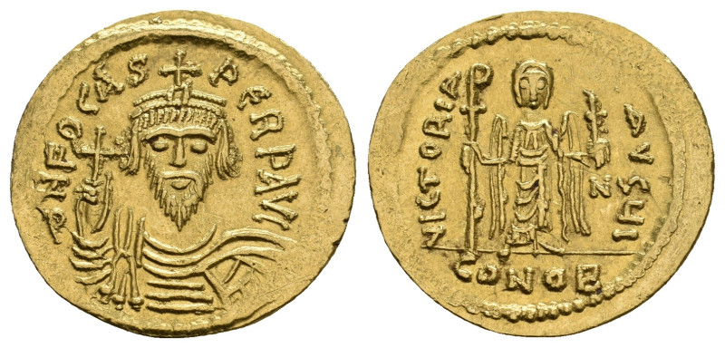 PHOCAS, 602-610 AD. AV, Solidus. Constantinople.
Obv: δN FOCAS PЄRP AVI.
Crown...