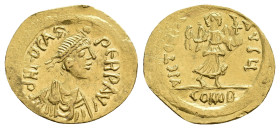 PHOCAS, 602-610 AD. AV, Semissis, Constantinopolis.
Obv: δ N FOCAS PЄR AVG
Pearl-diademed, draped and cuirassed bust of Phocas to right.
Rev: VICTO...